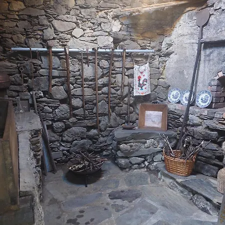 Casa Da Mata De Fajao * פמפיליוסה דה סרה